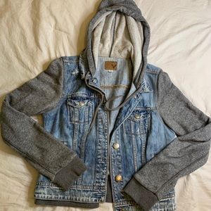American Eagle Denim Hooded Jacket!